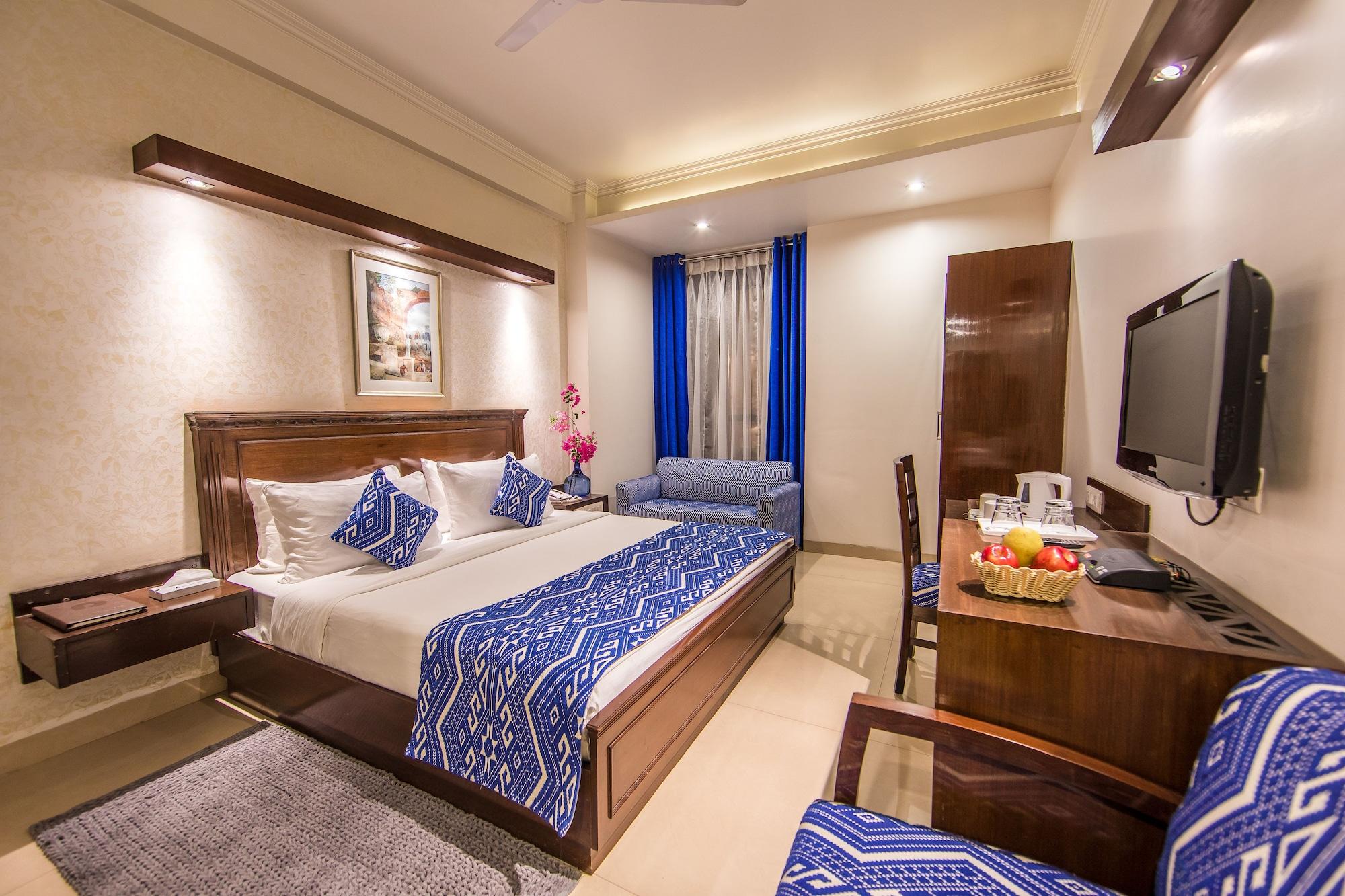 Rockland Hotel, C.R Park New Delhi Exteriör bild