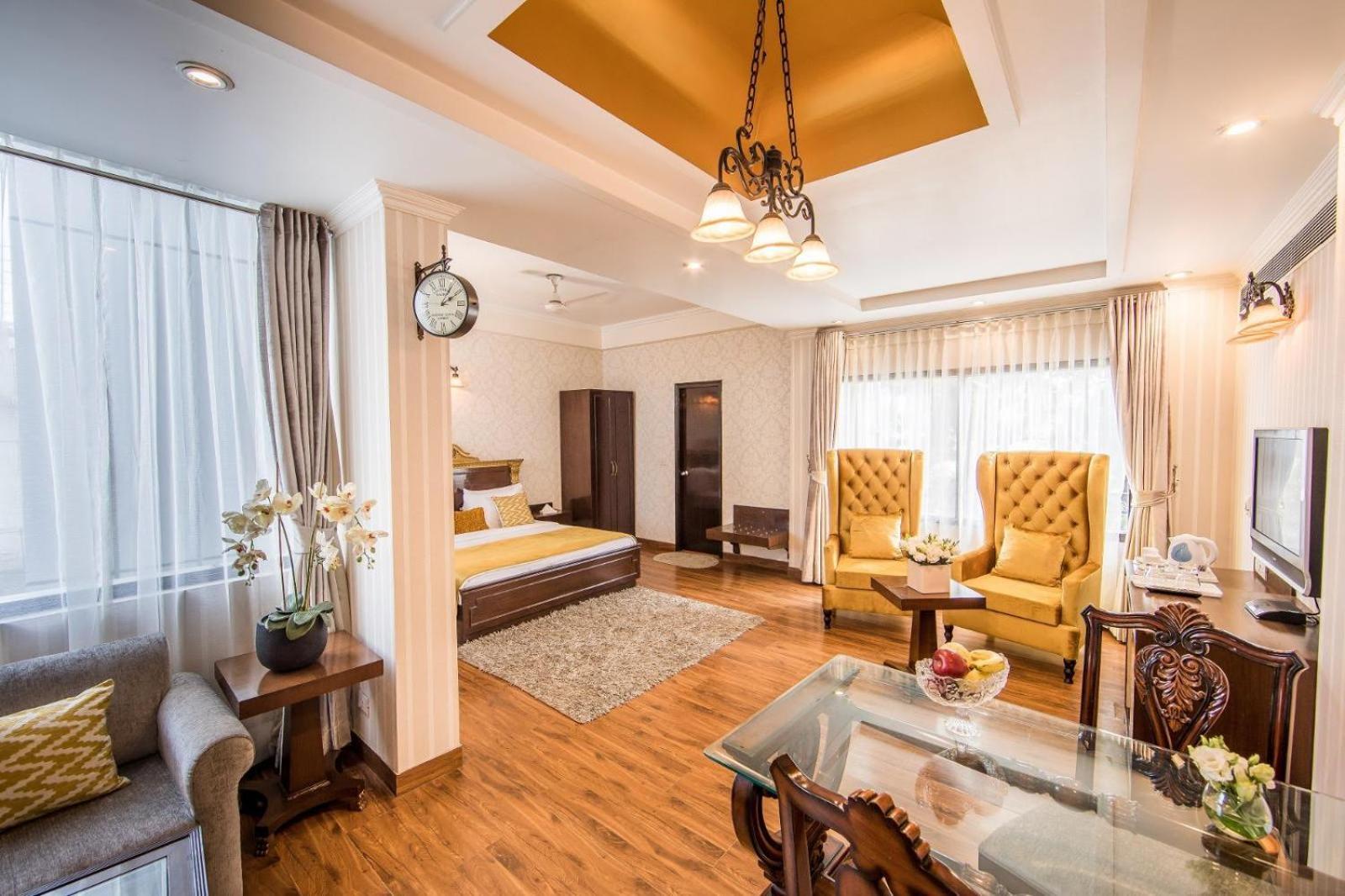 Rockland Hotel, C.R Park New Delhi Exteriör bild